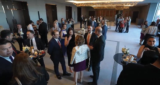 EFSİAD 10. Yıl Gala Gecesi'nde davetliler kokteyl alanında