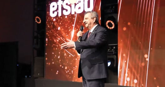 Hasan Büyükdede EFSİAD 10. Yıl Gala Gecesi'ndeki konuşmasında