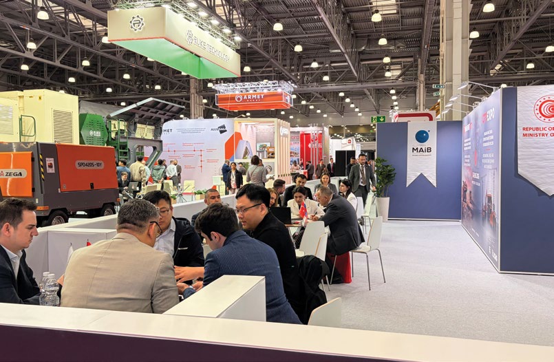 CTT Expo Crocus Expo alanında Türk ve Rus firmaları arasında ikili B2B iş görüşmeleri - MAİB standı