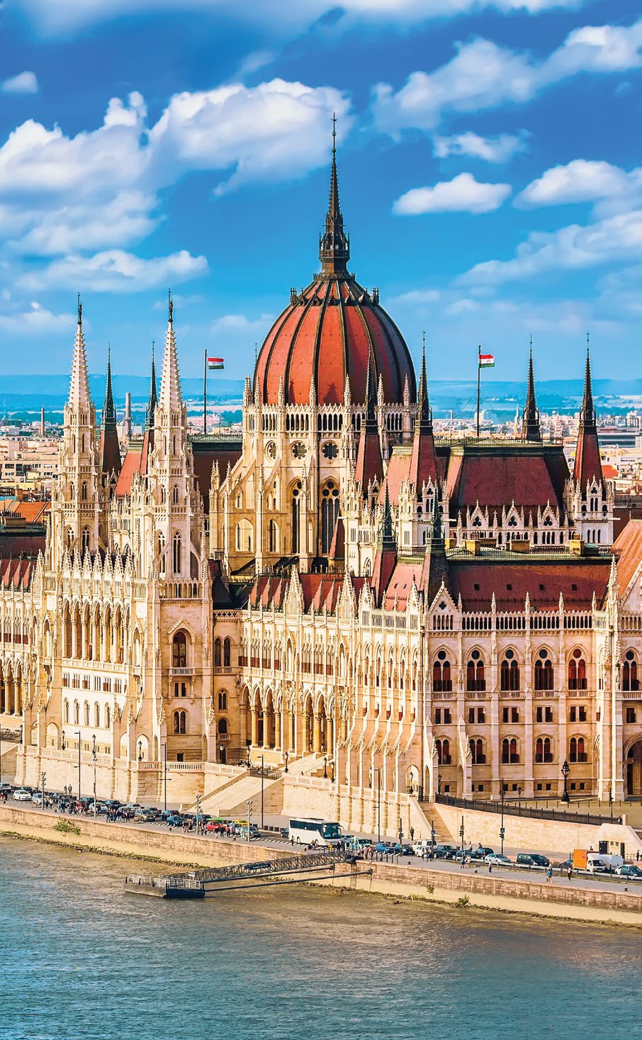 Budapeşte - Macaristan Parlamento Binası ve Tuna Nehri