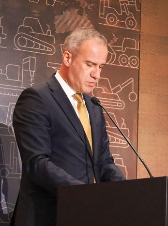 İSDER Yönetim Kurulu Başkanı Serkan Karataş KOMATEK 2026 açılışında konuşurken