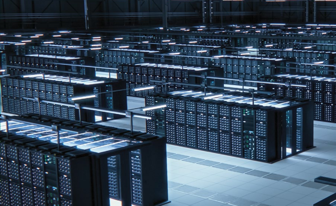 Yapay zekâ veri merkezi sunucu salonu, sıra sıra GPU rack'leri