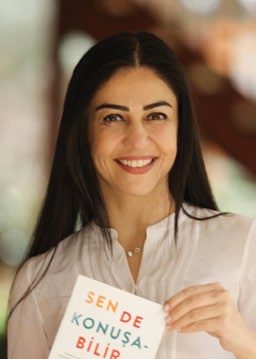 Seda Yekeler, dil bilimci, eğitimci ve yazar